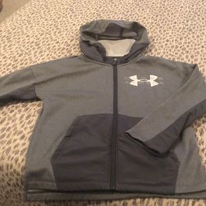 Boys Under Armour zip up hoodie